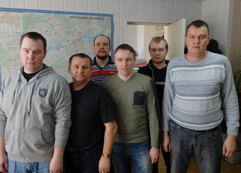Фото профактивистов полициии в день создания их профсоюза в стенах СПР по РТ